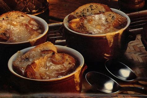 baked-onion-soup-canadian-goodness image
