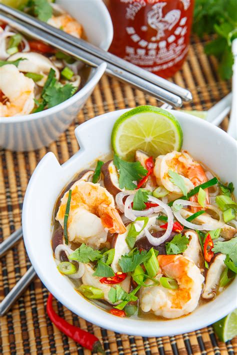 tom-yum-goong-soup-thai-hot-and-sour-shrimp image
