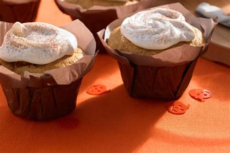pumpkin-spice-muffins-canadian-goodness image