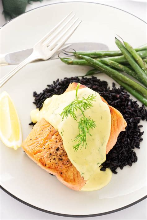 pan-seared-salmon-with-dill-hollandaise-sauce-savor image
