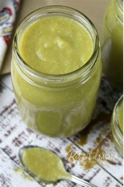 traditional-new-mexico-hatch-green-chile-sauce image