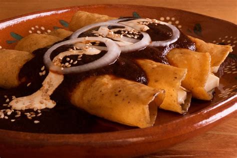 red-enchilada-sauce-recipe-step-by-step-mexican image