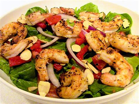applebees-grilled-shrimp-spinach-salad-bacon-dressing image