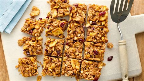 honey-oat-cranberry-cereal-bars-recipe-pillsburycom image