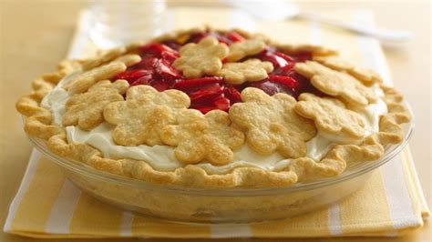 strawberry-marshmallow-pie-recipe-pillsburycom image