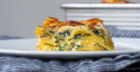 butternut-squash-spinach-lasagna-12-tomatoes image