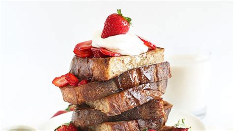 11-healthy-french-toast-recipes-under-400-calories image