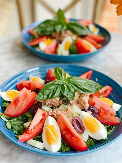 the-5-best-healthy-french-summer-salad-recipes-le image