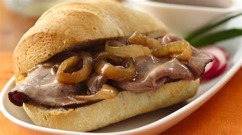 french-dip-sandwich-with-deli-roast-beef-pillsburycom image