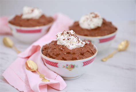 simple-chocolate-rice-pudding-champorado image