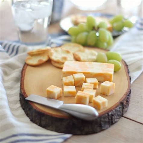 diy-wood-slice-cutting-boards-by-the-birch-cottage image