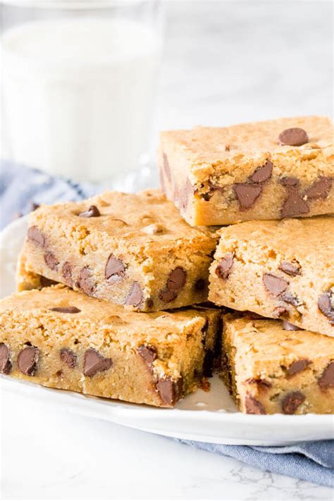 the-best-blondies-recipe-easy-chewy-one-bowl-no image