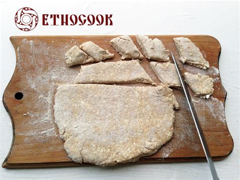 cheese-dumplings-halushky-traditional-recipe-etnocook image