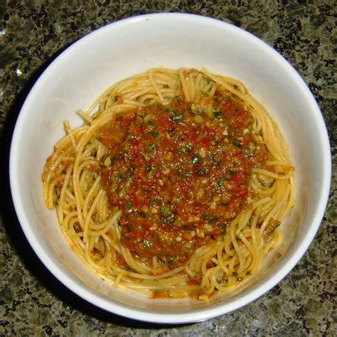 best-pesto-and-tomato-sauce-recipe-how-to-make image