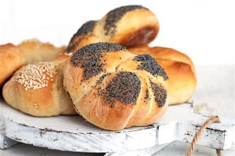 kaiser-rolls-seasons-and-suppers image