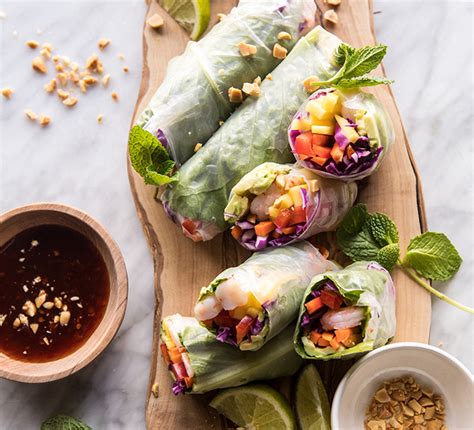 recipe-box-shrimp-and-mango-summer-rolls-lauren image
