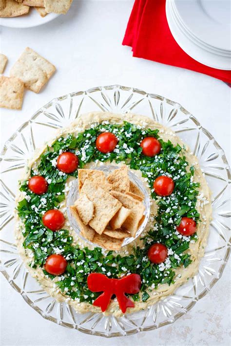 easy-christmas-appetizer-hummus-wreath-two image