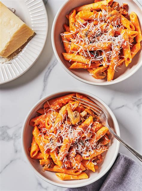 penne-with-mushrooms-and-pancetta-penne-alla-gigi image