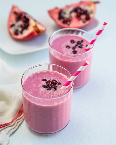 easy-pomegranate-smoothie-a-couple-cooks image