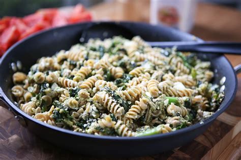 pesto-pasta-with-ground-turkey-and-kale-aggies-kitchen image