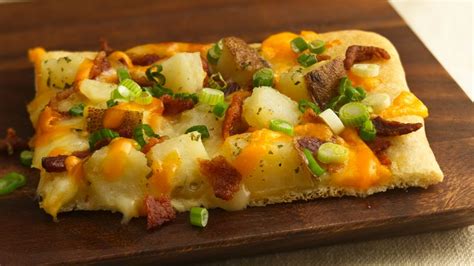 baked-potato-pizza-recipe-pillsburycom image
