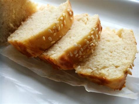 quick-mayonnaise-bread-just-4-ingredients-no-yeast image