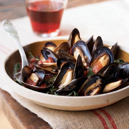 mussels-with-tomato-wine-broth-recipe-myrecipes image
