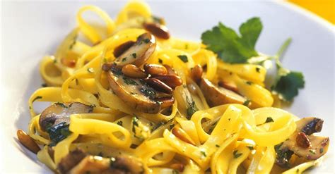 pappardelle-with-mushrooms-recipe-eat-smarter-usa image