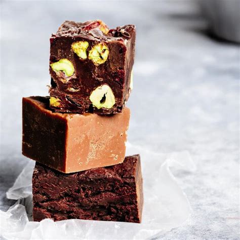 classic-chocolate-fudge-recipe-chatelainecom image