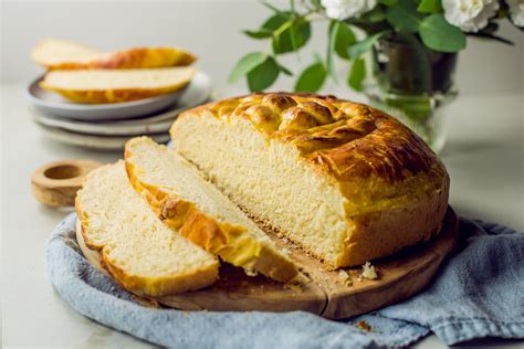 slovak-easter-paska-bread-recipe-the-spruce-eats image