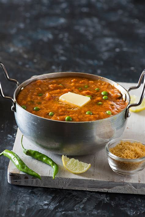 pav-bhaji-recipe-indian-street-food-my-tasty-curry image