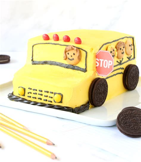how-to-make-a-school-bus-cake-do-say-give image