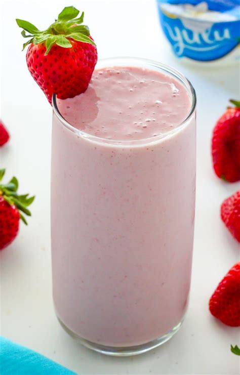 strawberry-vanilla-smoothie-baker-by-nature image