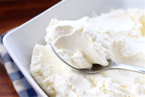 how-to-make-mascarpone-foolproof-the-daring image