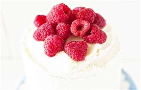 sweet-corn-and-raspberry-layer-cake image
