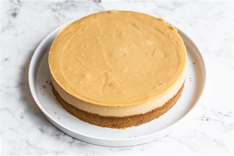 ultimate-peanut-butter-cheesecake-recipe-handle-the image