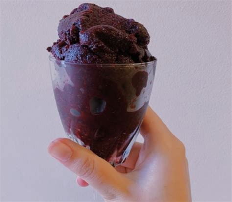 cool-down-with-this-blueberry-lemon-sorbet-spoon image