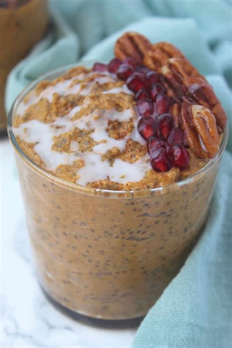 healthy-pumpkin-chia-pudding-eat-the-gains image