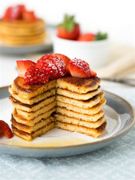 simple-cottage-cheese-pancakes-with-oats-gf-fluffy image