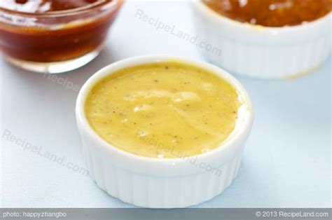 spicy-honey-mustard-dipping-sauce image