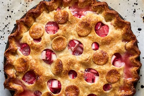 our-10-best-rhubarb-recipes-what-to-make-with image