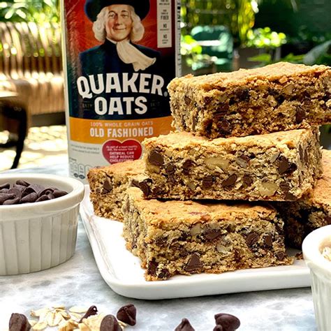chewy-choc-oat-chip-bars-recipe-quaker-oats image
