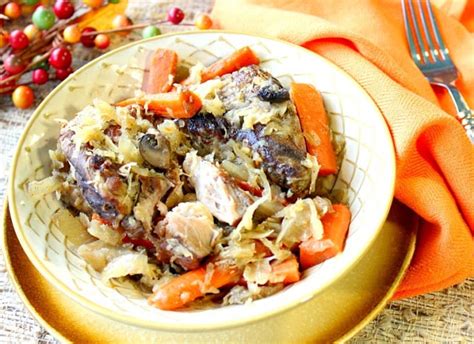 german-pork-ribs-and-sauerkraut-recipe-kudos image