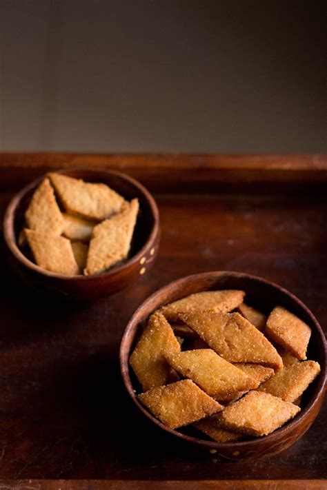 shankarpali-recipe-sweet-savory-shankarpali image