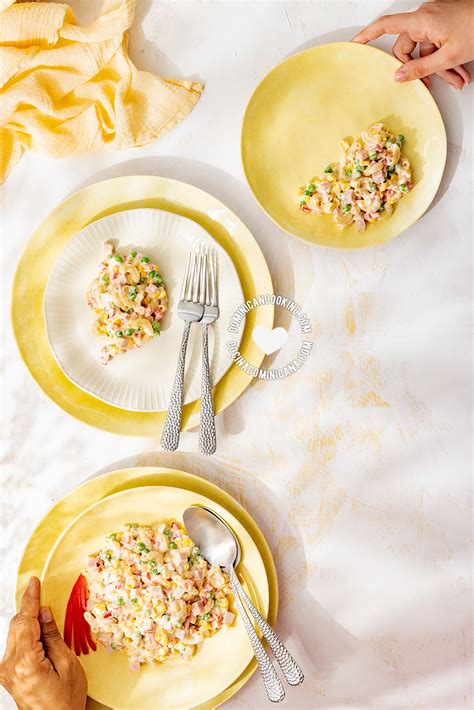 ensalada-de-coditos-recipe-video-elbow-pasta-salad image