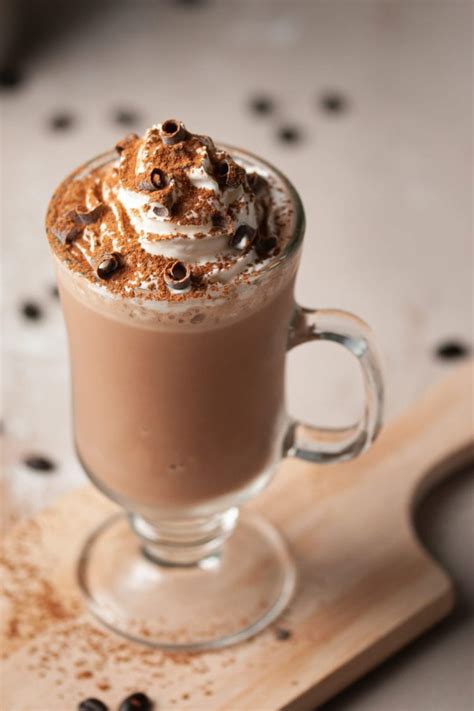 easy-5-minute-coffee-ice-cream-milkshake-marleys image