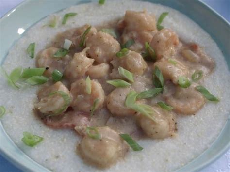 kardeas-gullah-style-shrimp-and-grits-recipe-food image