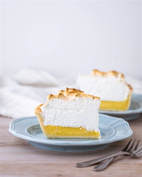 heavenly-keto-lemon-meringue-pie-bake-it-keto image