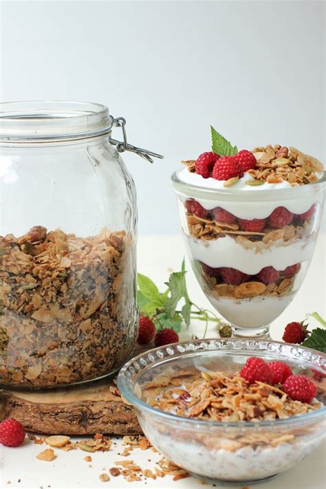 the-best-light-crispy-granola-with-variations image