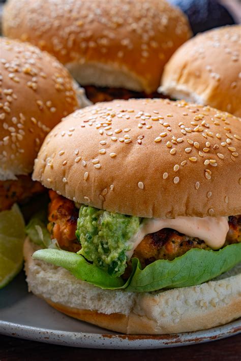chipotle-salmon-burgers-with-guacamole image